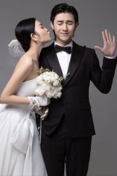 -莫兰迪婚纱摄影