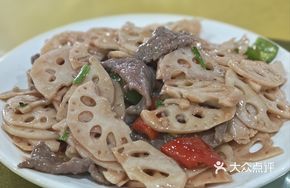Stir-Fried Beef with Lotus Root