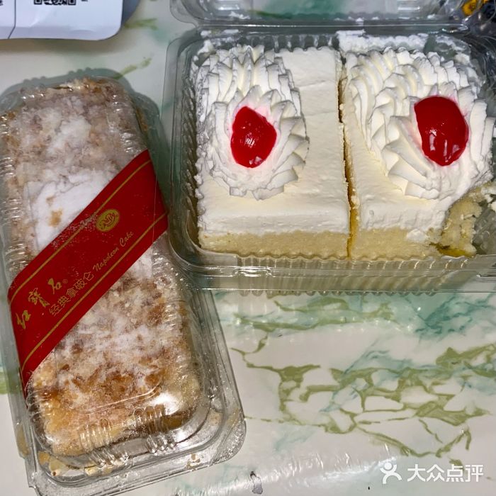 红宝石(长阳店)鲜奶小方蛋糕图片