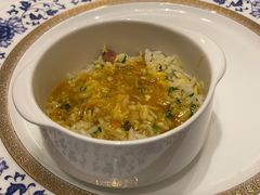 蟹粉茼蒿菜炒饭-Yan Ting 宴庭中餐厅(上海静安瑞吉酒店)