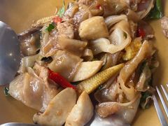 -邢泰记
