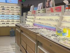 -爱视眸Eyeblling眼镜·依视路·蔡司镜片折扣店(百联南方商城购物中心)