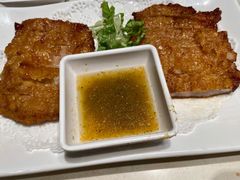 炭烧猪颈肉-肥仔文澳门猪骨煲(南京西路店)