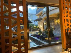 -辉哥火锅(虹桥路店)