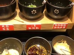 -小蛮椒麻辣烫·麻辣拌(静安店)