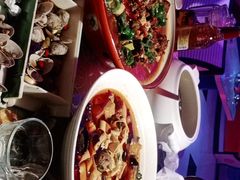 -巴特餐饮6加1音乐餐吧·新疆菜