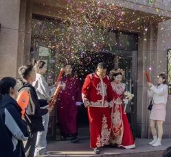 点击看大图 -圣柏莎高端婚纱会所