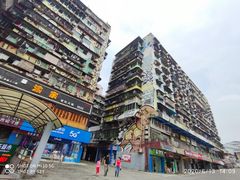 -黄桷坪涂鸦艺术街