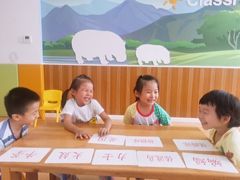 -婴智贝佳蒙特梭利早教托育中心(杨浦店)