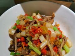 藕尖猪肚-费大厨辣椒炒肉(高铁吾悦广场店)