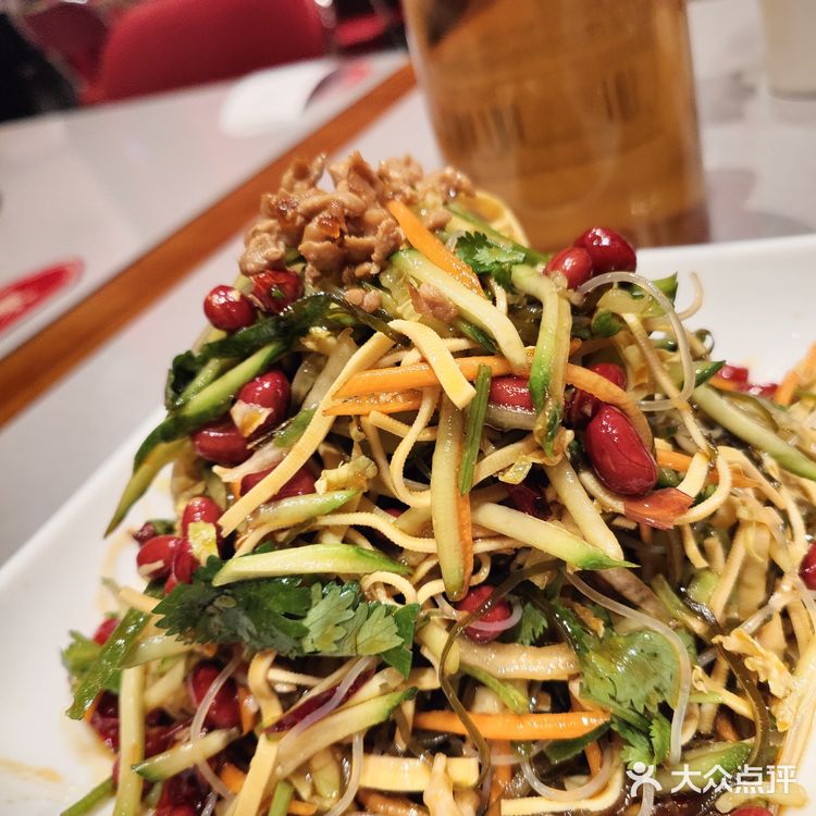 铁锅炖大鹅好久没来铁锅炖大鹅他们家吃了