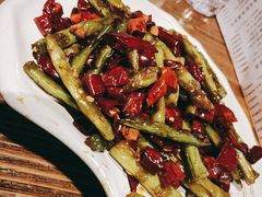 干煸四季豆-胡桃里音乐酒馆(环亚凯瑟琳广场店)
