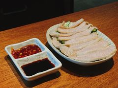 现蒸白切肉-麽麽家•爆炒牛肉饭(景瑞时光里店)