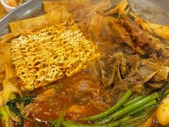 -喇喇排骨火锅·传统韩式脊骨汤(望京西园总店)