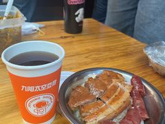 -梁阿婆廿年老牌扣肉糯米饭