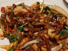 -六泰居·尔滨地标·东北菜(松北店)