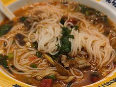 -粉小主·贵州酸汤牛肉粉(南京仙林金鹰店)