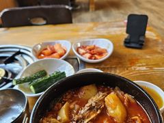 -喇喇排骨火锅·传统韩式脊骨汤(望京西园总店)