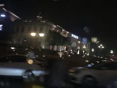 -王府井奥莱临潼小镇(临潼店)