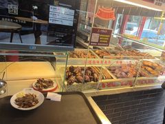 -老鼎万春卤菜(五代传承创始老店)