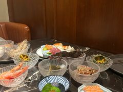 -半岛翡丽海鲜自助餐厅(观风亭店)