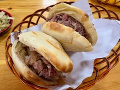 肥瘦的驴肉火烧-闫家驴肉火烧(五四店)