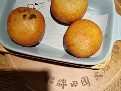 -蜜桃餐厅·伴山(湖滨商业街店)