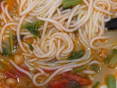 -粉小主·贵州酸汤牛肉粉(南京仙林金鹰店)