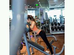 美女会员-锐菲特游泳体育健身中心(滨江店)