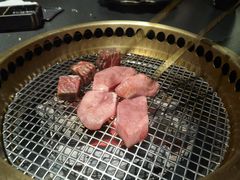 -铭牛烧肉·和牛海鲜自助(高新月牙湖店)