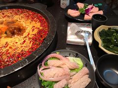 -渝宗老灶火锅(巴国城店)