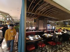 大堂-钱小奴海鲜自助黑金店(杭州滨江龙湖店)