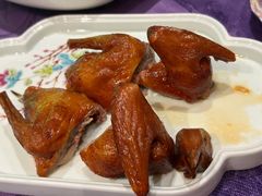 盐焗乳鸽-惠食佳·朱雀(东方商厦店)