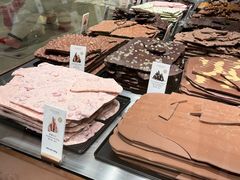 -Laderach 莱德拉(上海环贸iapm店)