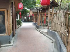 -好汉锅园林秘制老火锅 柴火霸王鸡(金沙店)