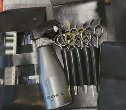 -意廊 Hair Salon