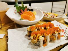 三文鱼炸虾卷-晓寿司·日本料理(望京博雅店)
