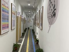 -缤纷鸟美术书法(汉神购物广场校区)