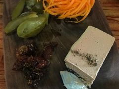 -羽深肉铺 Steak & Wine