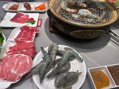 -山焱·炭火自助烤肉(周浦万达店)