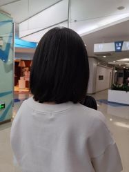 -FRIDAY星期五专业美发沙龙