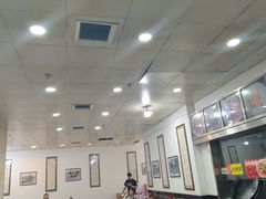 -牛一嘴·兰州牛肉面·大盘鸡(财富中心店)