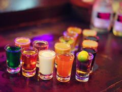 -Cocomangas Shooter Bar