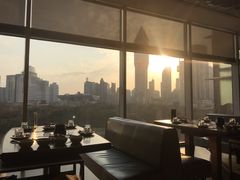 靠窗位-捞王锅物料理(上海世茂广场店)