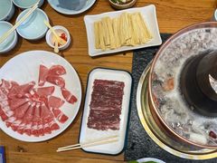 -额尔敦传统涮.冰煮羊火锅(乌兰察布体育场店)