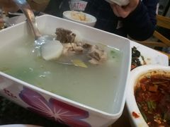 排骨萝卜汤-和平饭店