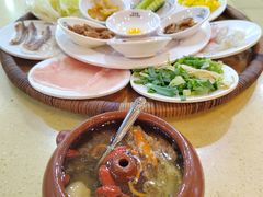 -桥香园云南过桥米线(金马碧鸡店)