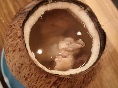 原汁椰子鸡炖老鸡-先记烧鹅王·本地粤菜(福永店)
