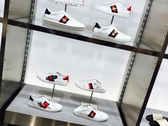 -Gucci(时代广场店)