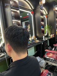 -豪帅男士理容馆